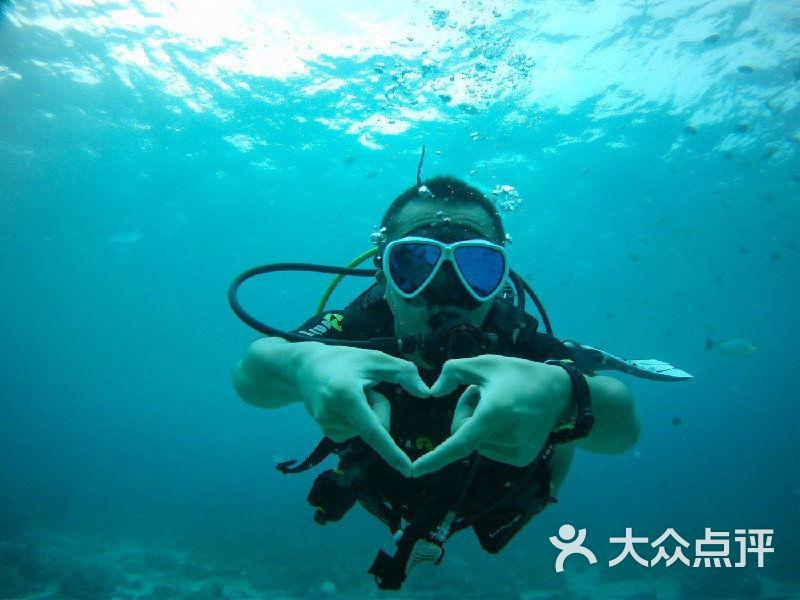 专注问答,应有尽有-男生如何搭配羊毛衫,可以穿出不错的气质?问答平台
