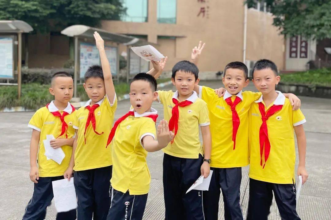 卡通小车找不同