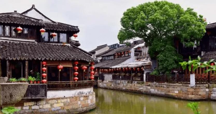篮球运动员营救